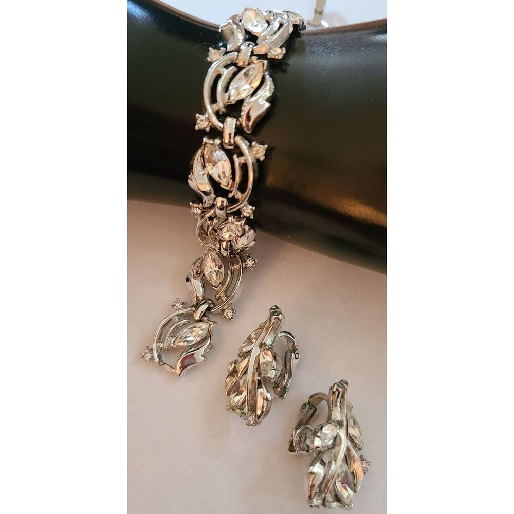 Vintage Crown Trifari Rhinestone Rhodium Plated Rhinestone Bracelet & Earrings